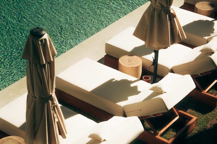 Pool 53 of 84