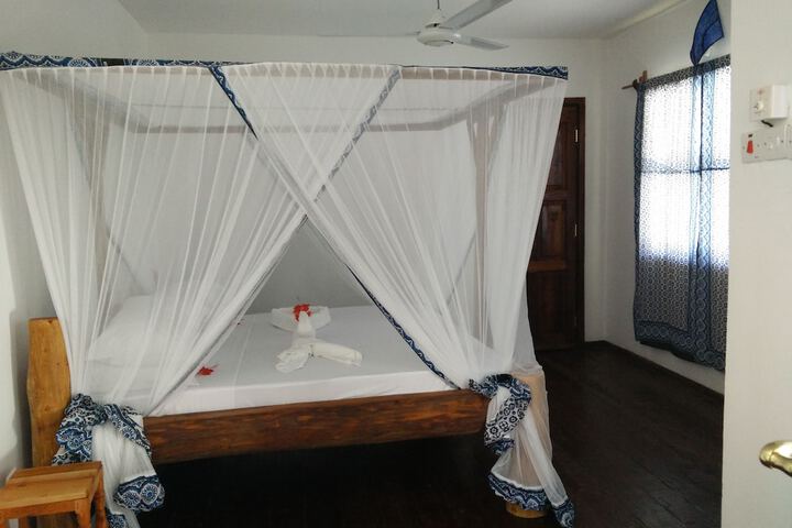 Room 4 of 149
