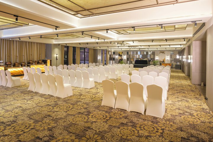 Ballroom/Hall 68 of 78