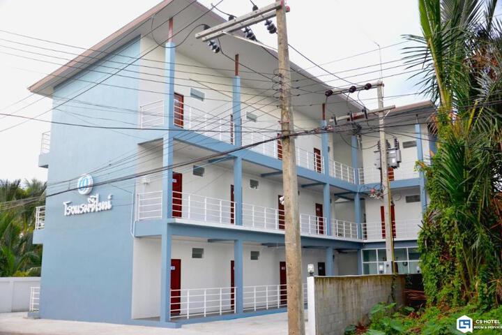 C9 Hotel