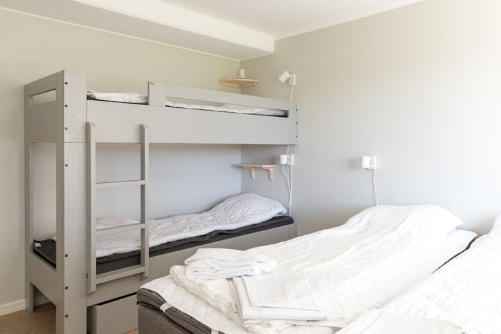 Room 8 of 46