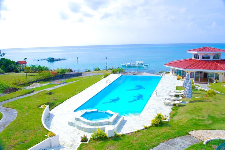 Pool 43 of 65