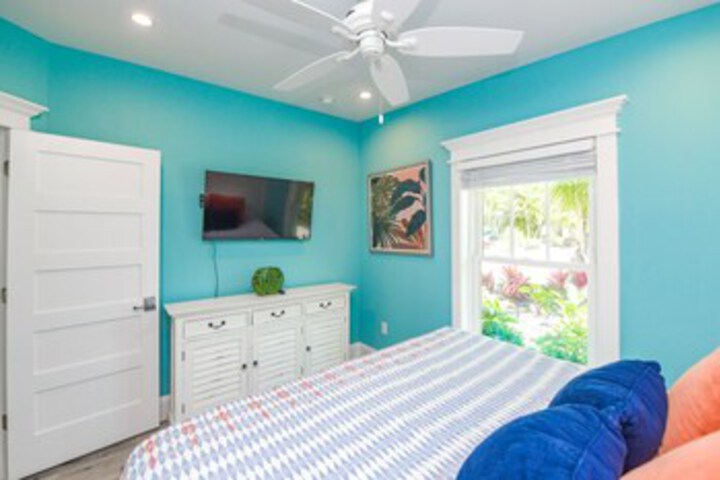 Room 21 of 25