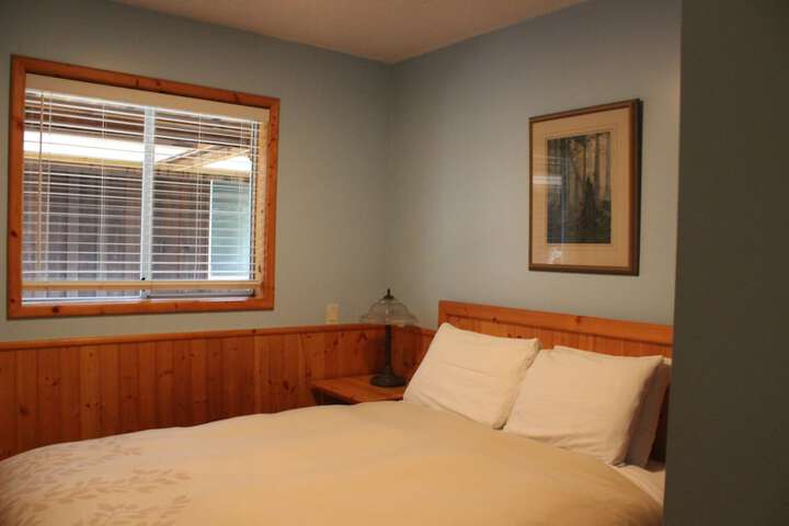 Room 2 of 34