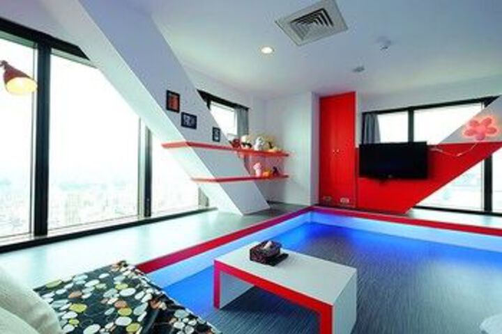 Room 35 of 42