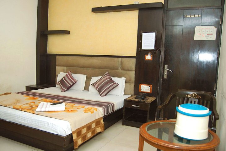 Room 18 of 35