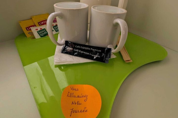 Room amenity