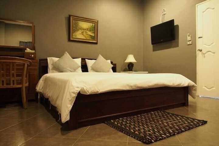 Room 7 of 30