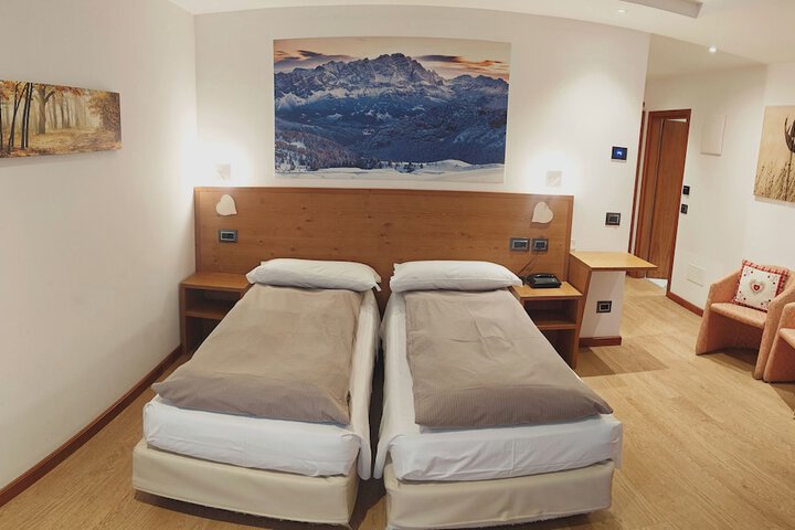 Room 14 of 53