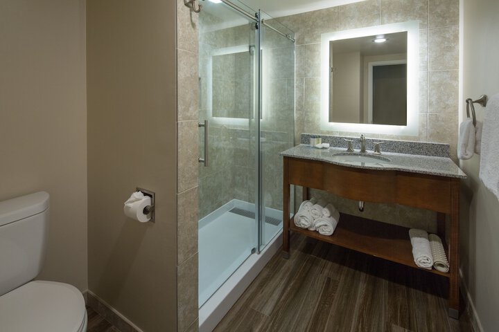 Room 17 of 23