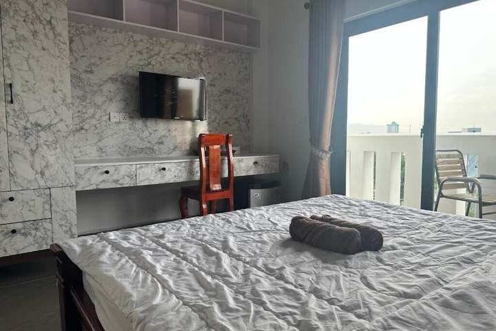Room 12 of 55