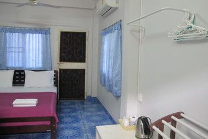 Room 28 of 51