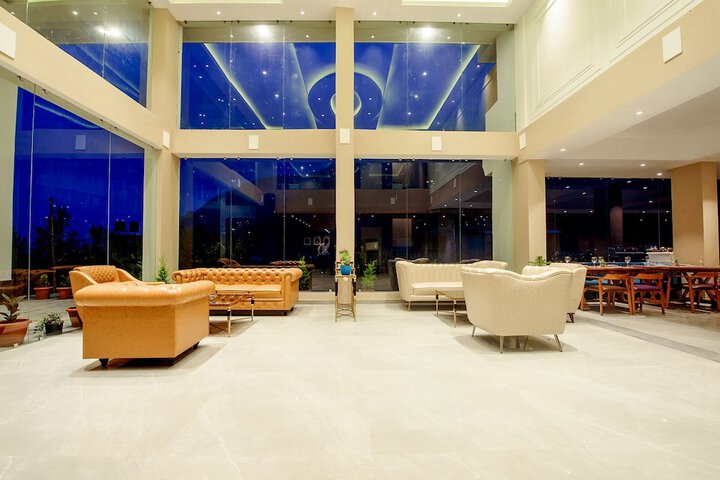 Hotel Interior 4 of 53