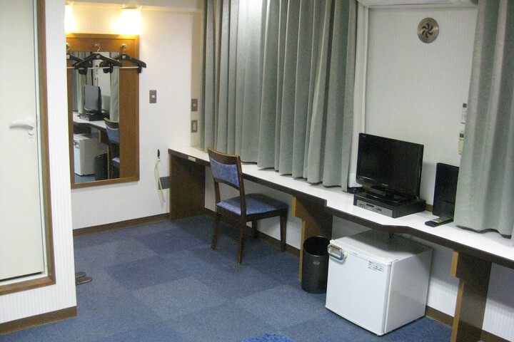 Room 22 of 53
