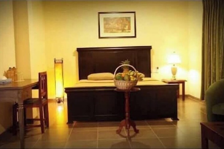 Room 20 of 48