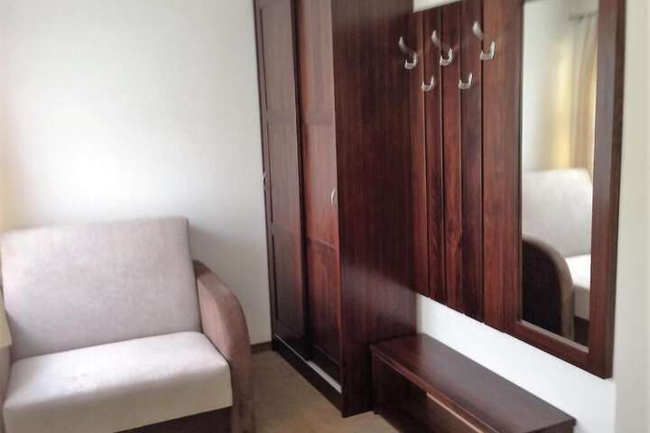 Room 31 of 167