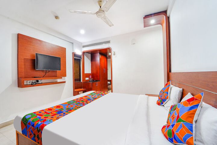 Room 19 of 37