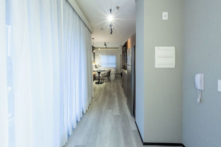 Room 50 of 184
