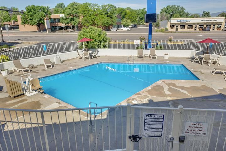 Hotel with Pool