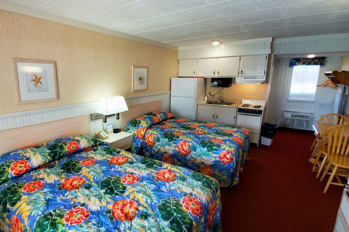 Room 11 of 22