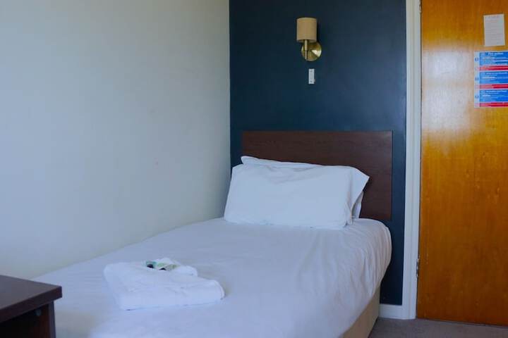 Room 111 of 162