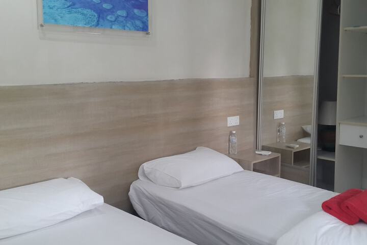 Room 6 of 52