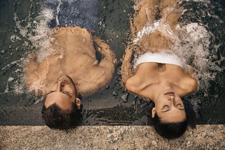 Pool 49 of 102
