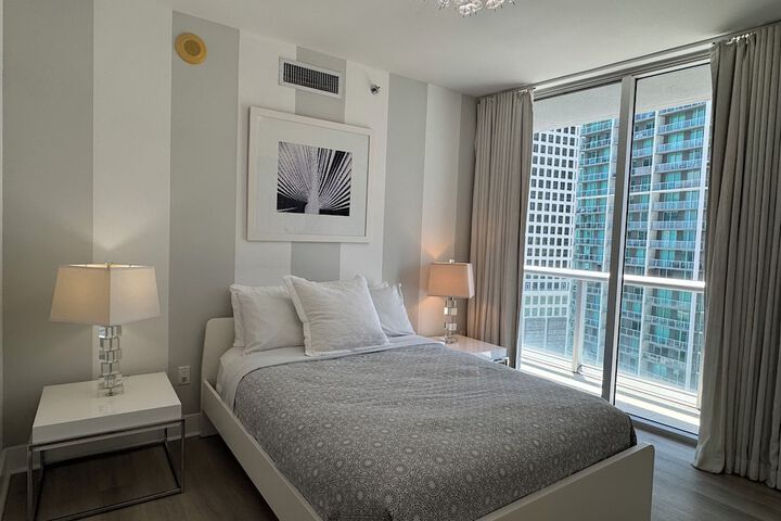 Room 16 of 110