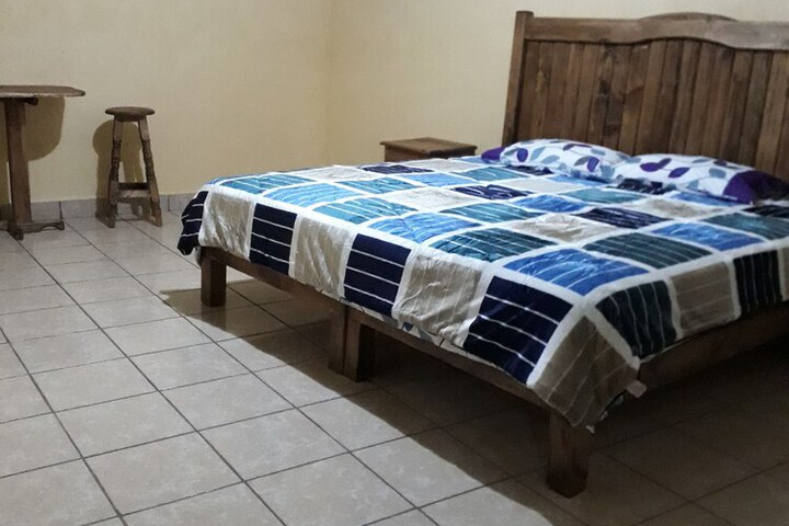 Room 7 of 38