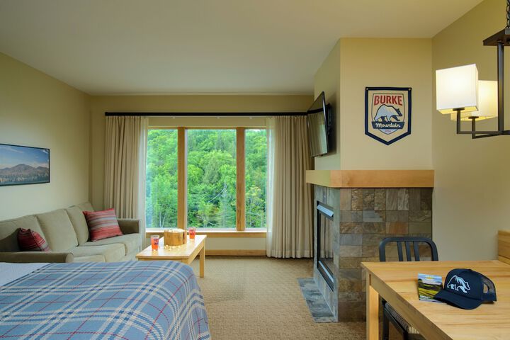 Room 17 of 43