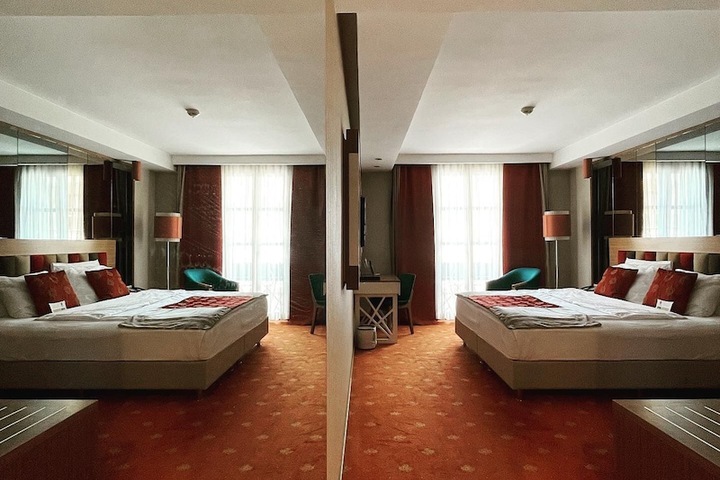 Room 26 of 89