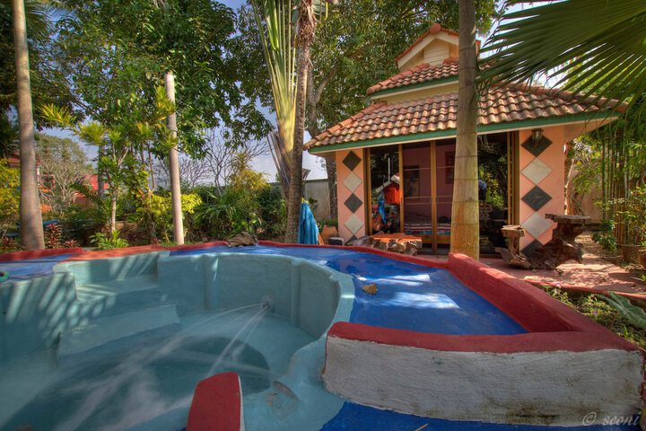 Hotel Pool