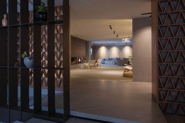 Lobby Photos