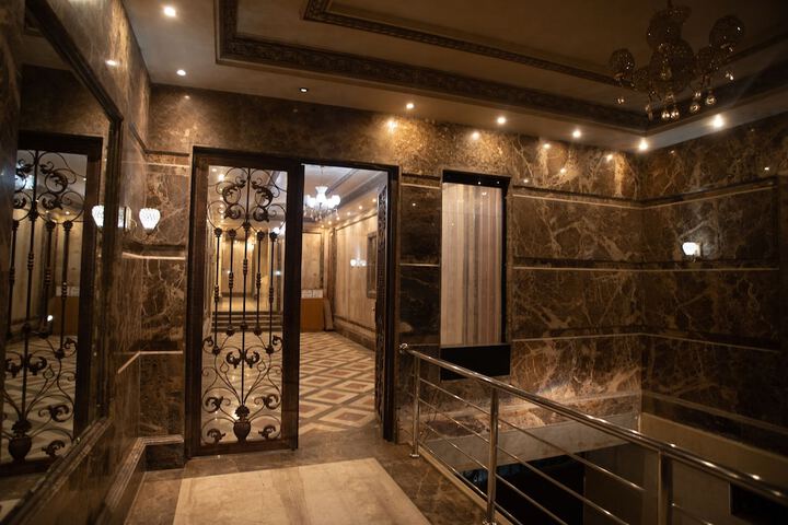 Hotel 2 of 87