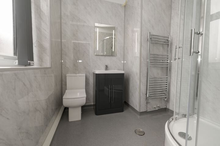 Room 44 of 144