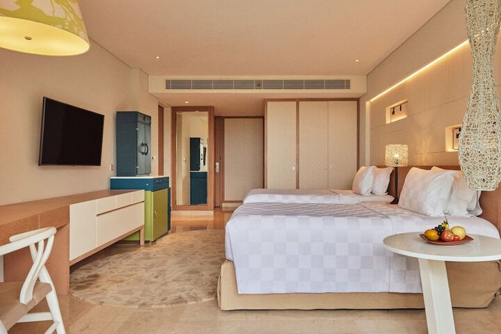 Room 61 of 204