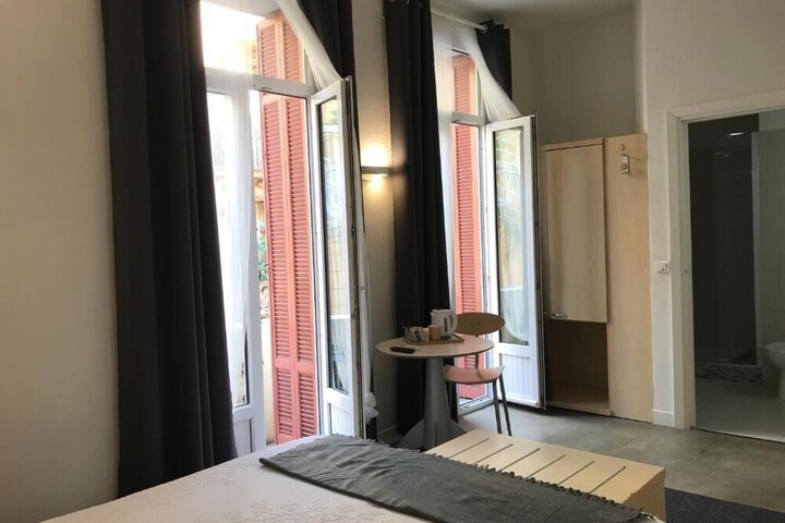 Room 11 of 53