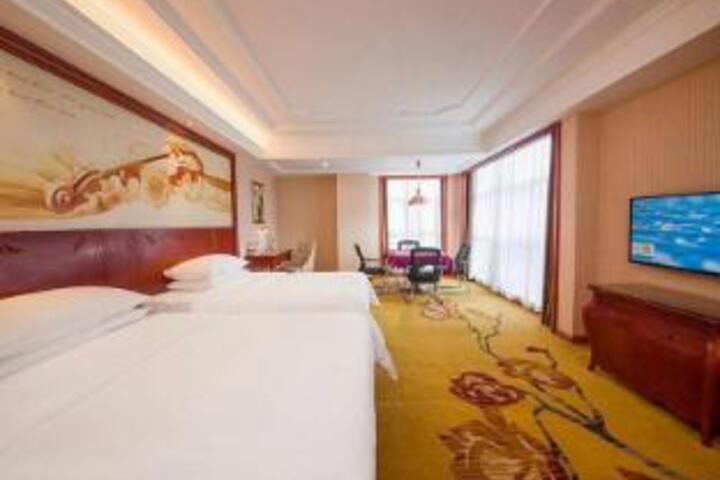 Room 19 of 20