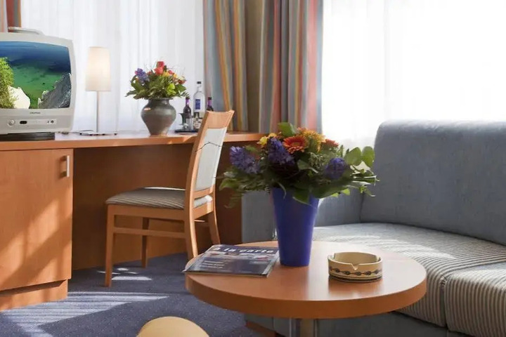 HOTEL XENIA