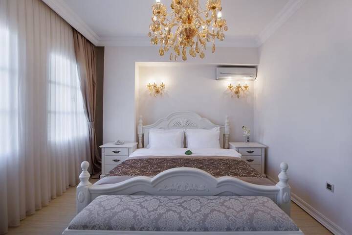Room 7 of 21