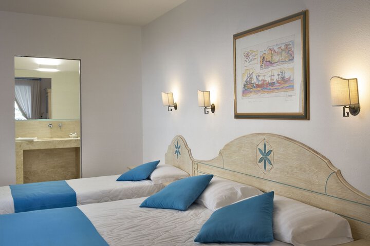 Room 14 of 67