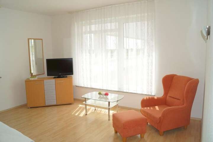 Room 18 of 36