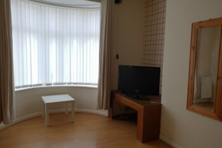 Room 12 of 39