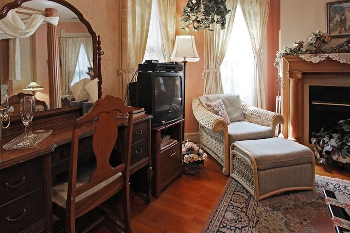 Room amenity