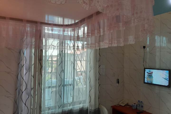 Room 15 of 38