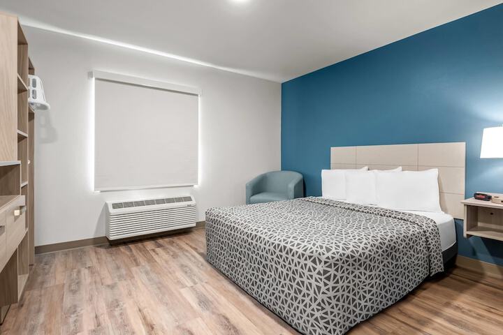 Image of Woodspring Suites Lancaster North