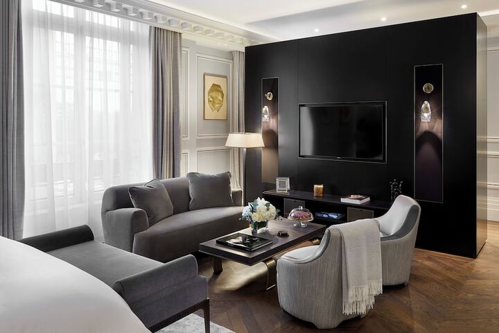 Room 18 of 45