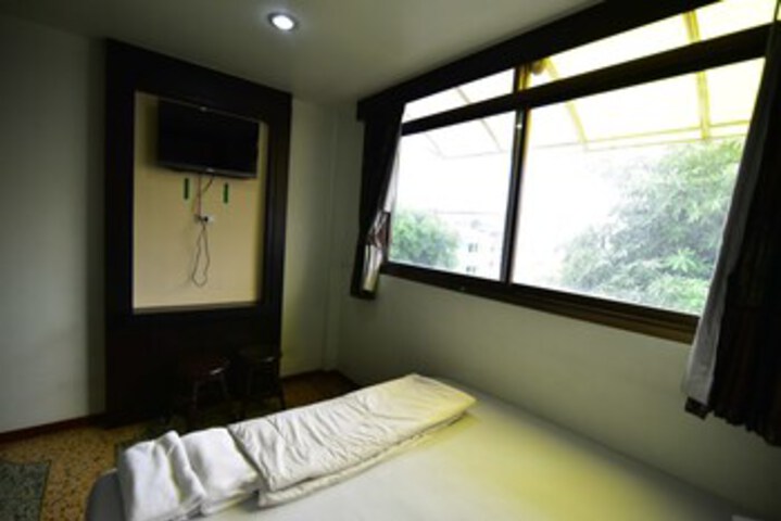 Room 20 of 23