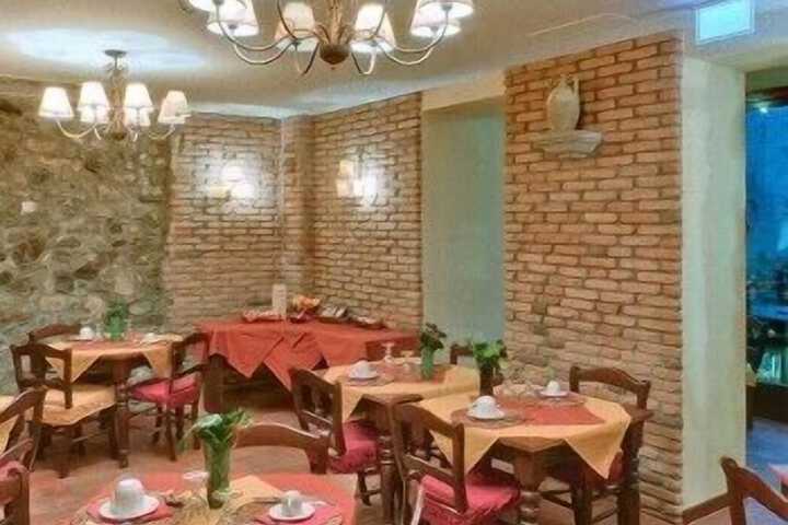 Dining Photos