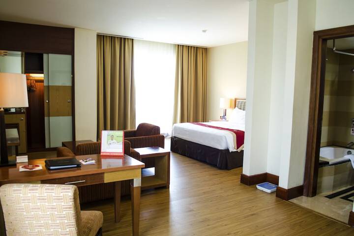 Room 29 of 85